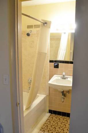 Imagen de la habitación del Hotel Scottish Inns Potsdam. Foto 5