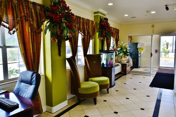 Imagen de los interiores del Hotel Scottish Inns and Suites Alvin. Foto 15