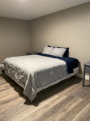 Imagen de la habitación del Hotel Scottish Inns and Suites. Foto 8