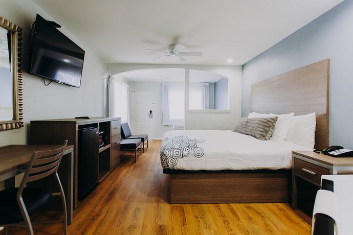 Imagen de la habitación del Hotel Scottish Inns and Suites - Near Kemah Boardwalk. Foto 14