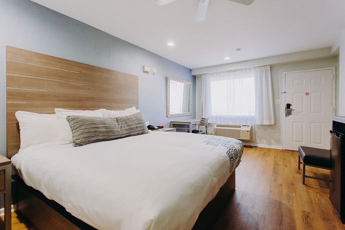 Imagen de la habitación del Hotel Scottish Inns and Suites - Near Kemah Boardwalk. Foto 17