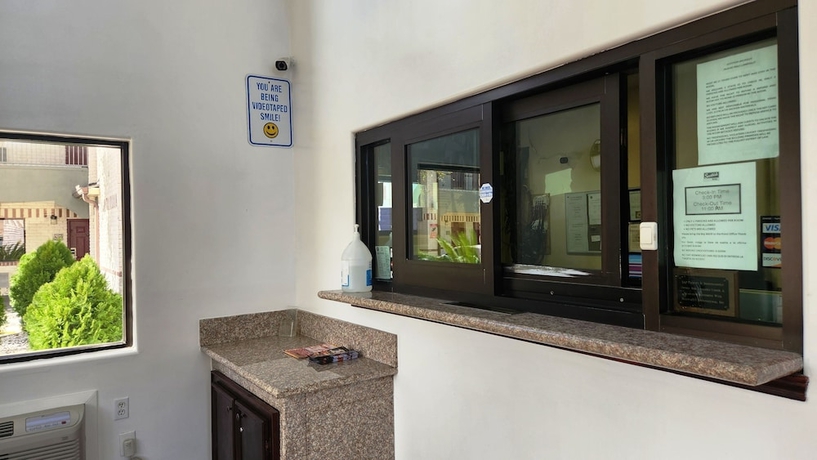 Imagen de los interiores del Hotel Scottish Inns and Suites Sam Houston Pkwy. Foto 19