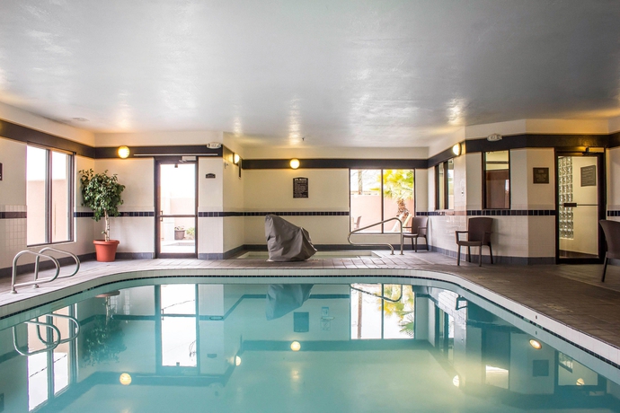 Imagen de la piscina del Hotel Scottsdale. Foto 15