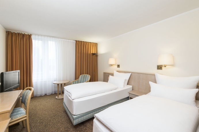 Imagen de la habitación del Hotel Scotty + Paul Deggendorf. Foto 5