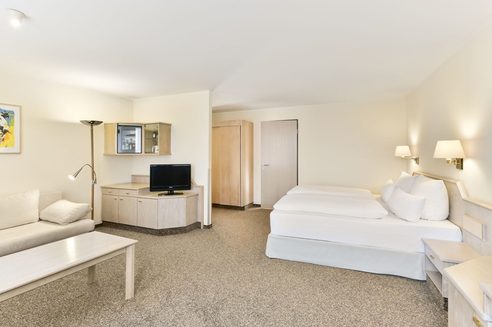 Imagen de la habitación del Hotel Scotty + Paul Deggendorf. Foto 6