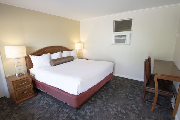 Imagen de la habitación del Hotel Scotty's Lakeside Resort. Foto 8