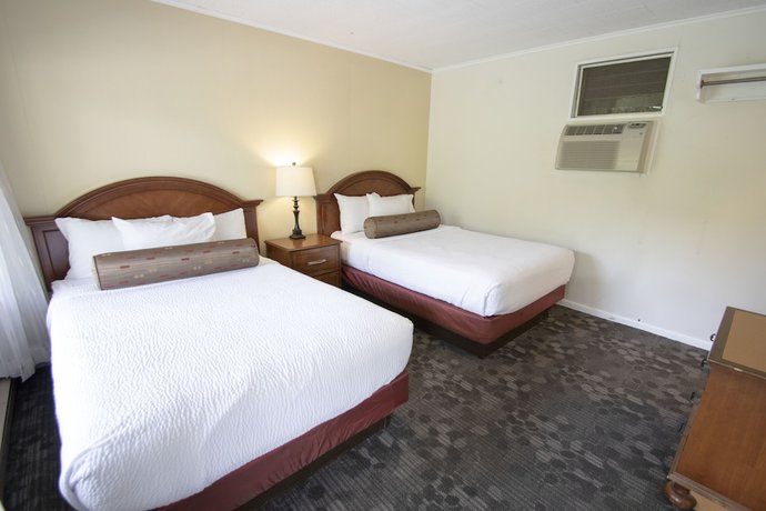 Imagen de la habitación del Hotel Scotty's Lakeside Resort. Foto 13