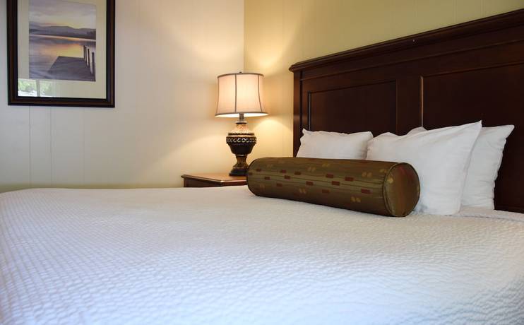 Imagen de la habitación del Hotel Scotty's Lakeside Resort. Foto 15