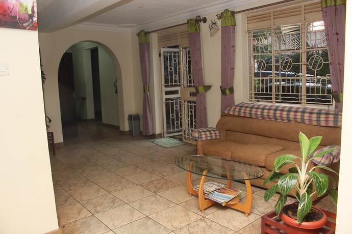 Imagen de los interiores del Hotel Scroll Inn. Foto 19