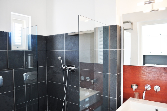 Imagen de la habitación del Hotel Scuba Lodge and Ocean Suites. Foto 8