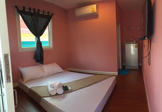Imagen de la habitación del Hotel Se Sun Amphawa. Foto 8