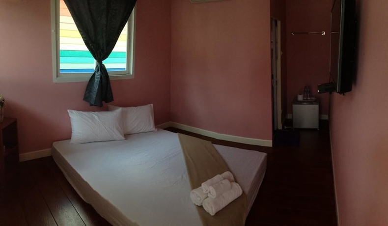 Imagen de la habitación del Hotel Se Sun Amphawa. Foto 9