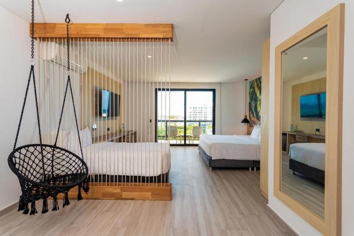 Imagen general del Hotel Sea Avenue. Foto 13