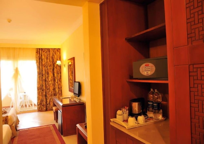 Imagen de la habitación del Hotel Sea Beach Aqua Park Resort Managed By Blue Resorts. Foto 7