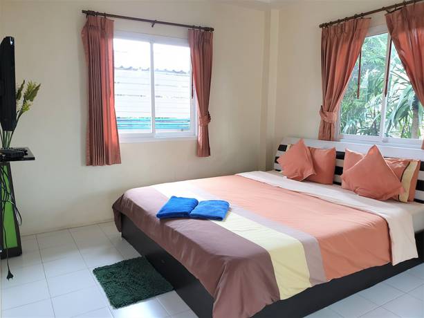 Imagen de la habitación del Hotel Sea Beach Koh Larn. Foto 11