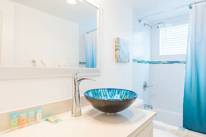 Imagen de la habitación del Hotel Sea Beach Plaza - Near Jungle Queen Riverboat. Foto 17