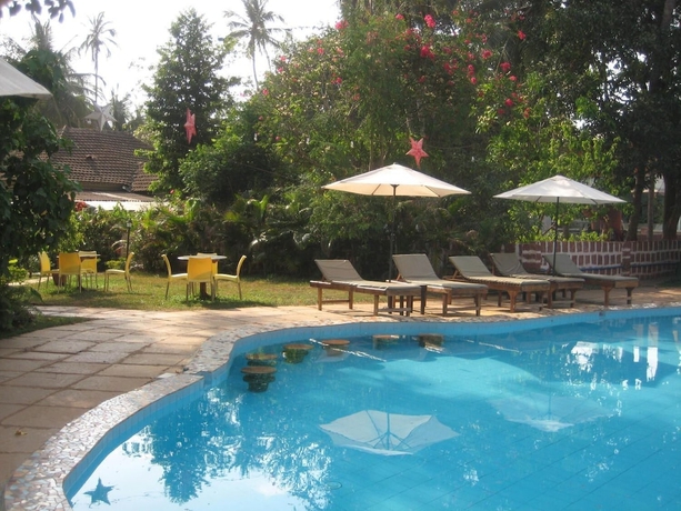 Imagen de la piscina del Hotel Sea Breeze Beach, Calangute. Foto 18