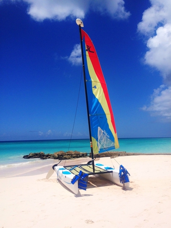 Imagen de los exteriores del Hotel Sea Breeze Beach House By Ocean Hotels - All Inclusive. Foto 6