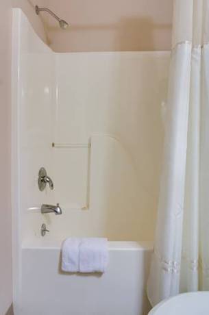 Imagen de la habitación del Hotel Sea Breeze Court. Foto 7