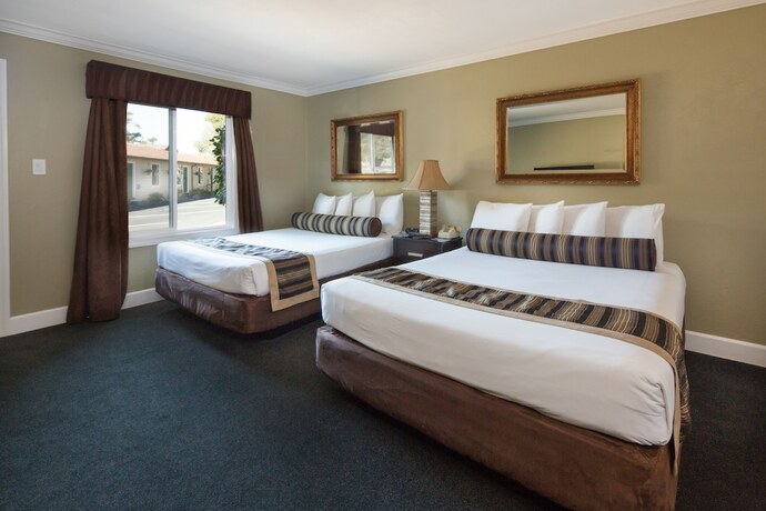 Imagen de la habitación del Hotel Sea Breeze Inn And Cottages. Foto 16