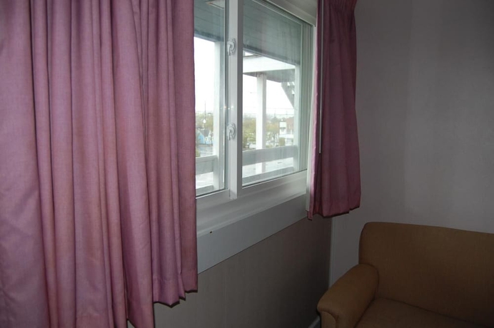 Imagen de la habitación del Hotel Sea Breeze Inn. Foto 5