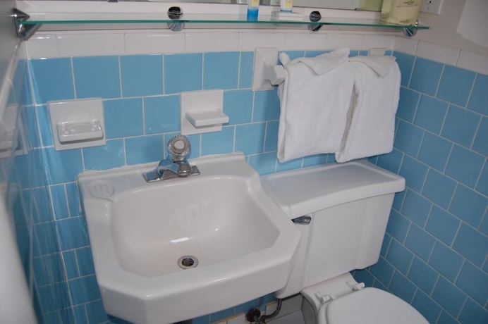Imagen de la habitación del Hotel Sea Breeze Inn. Foto 18