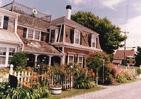Imagen general del Hotel Sea Breeze Inn, Hyannis. Foto 1