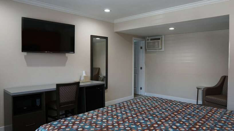 Imagen de la habitación del Hotel Sea Breeze Inn - LAX Airport, Los Angeles. Foto 13