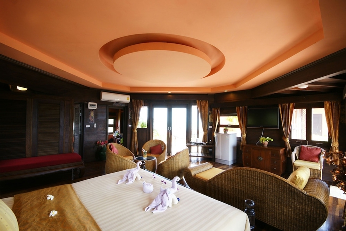 Imagen de la habitación del Hotel Sea Breeze Resort. Foto 13