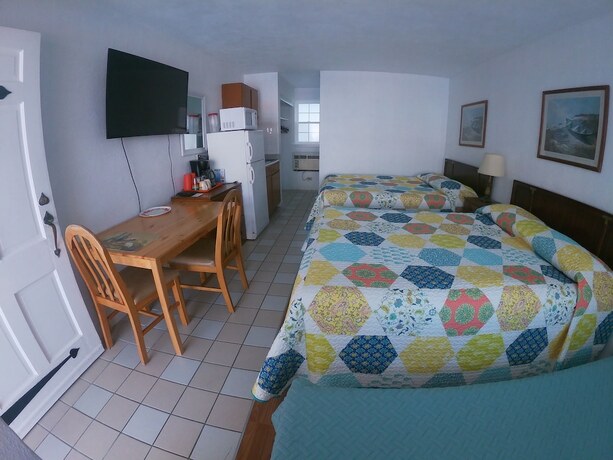 Imagen de la habitación del Hotel Sea Chest Motel. Foto 13