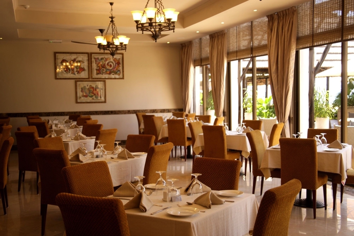 Imagen del bar/restaurante del Hotel Sea Cliff. Foto 3