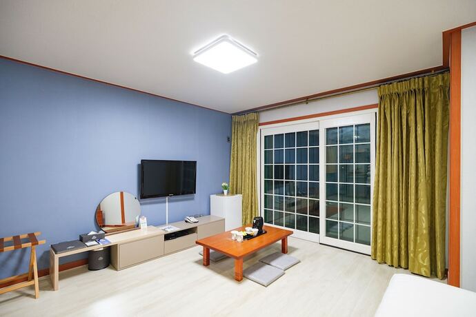 Imagen general del Hotel Sea Cliff Jeju. Foto 15
