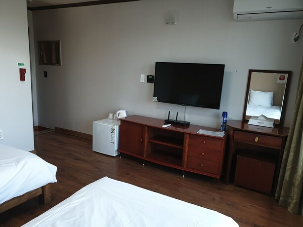 Imagen de la habitación del Hotel Sea Cliff Jeju. Foto 26
