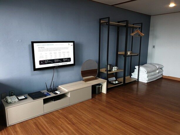 Imagen de la habitación del Hotel Sea Cliff Jeju. Foto 38