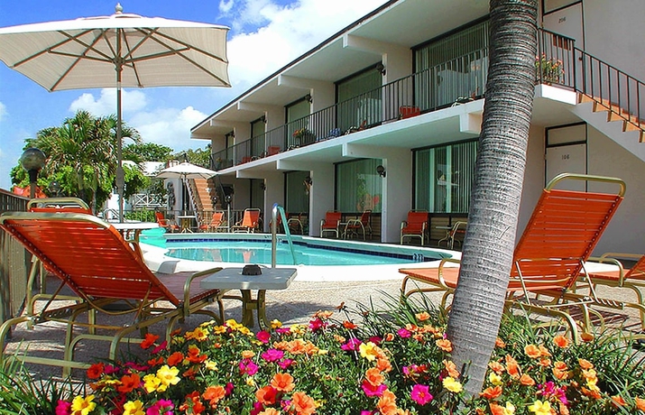 Imagen de la piscina del Hotel Sea Cliff Motel. Foto 17