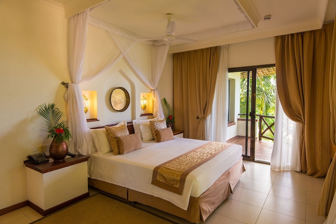 Imagen de la habitación del Hotel Sea Cliff Resort and Spa. Foto 2