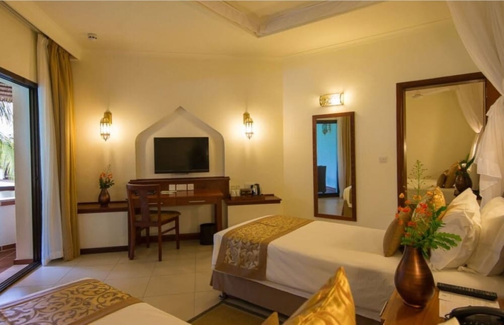 Imagen de la habitación del Hotel Sea Cliff Resort and Spa. Foto 11