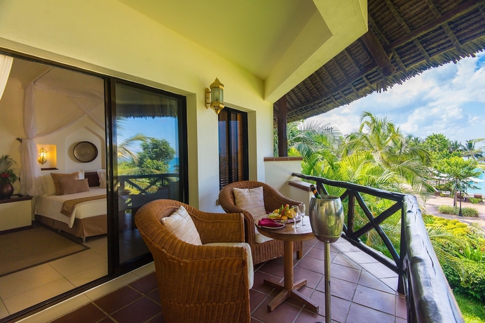 Imagen de la habitación del Hotel Sea Cliff Resort and Spa. Foto 13