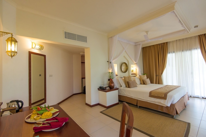 Imagen de la habitación del Hotel Sea Cliff Resort and Spa. Foto 14