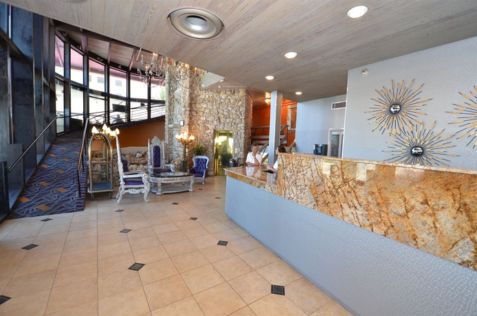 Imagen de los interiores del Hotel Sea Club Resort. Foto 15