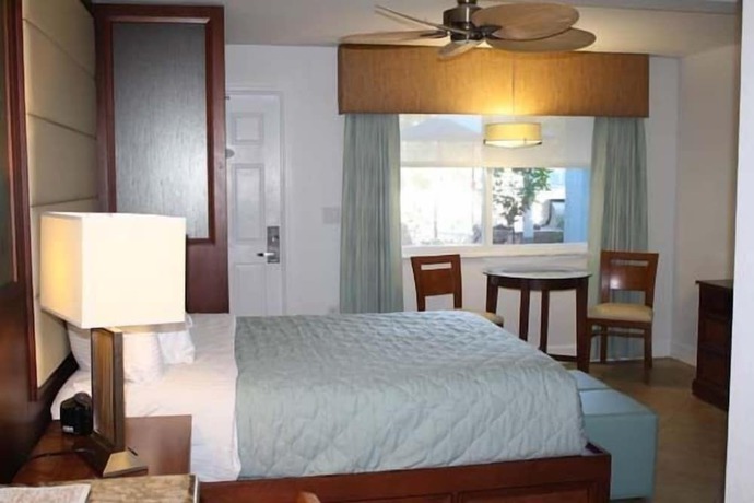 Imagen de la habitación del Hotel Sea Club V Beach Resort. Foto 15