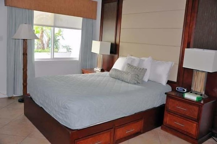 Imagen de la habitación del Hotel Sea Club V Beach Resort. Foto 19