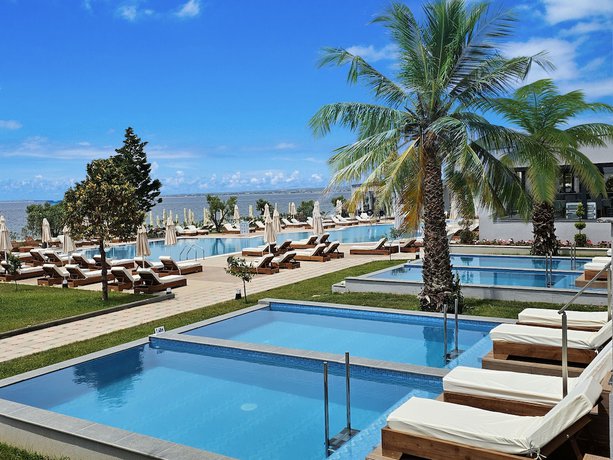 Imagen de la habitación del Hotel Sea Coast Resort Halkidiki. Foto 8