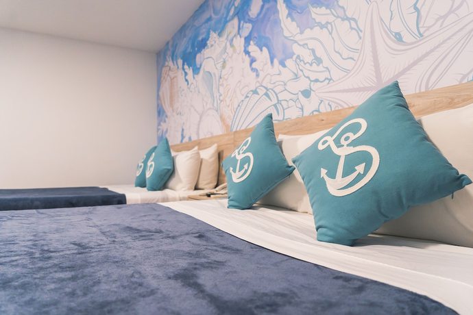 Imagen de la habitación del Hotel Sea Colors Hotel. Foto 5