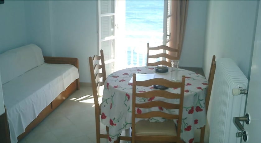 Imagen de la habitación del Hotel Sea Colours. Foto 15