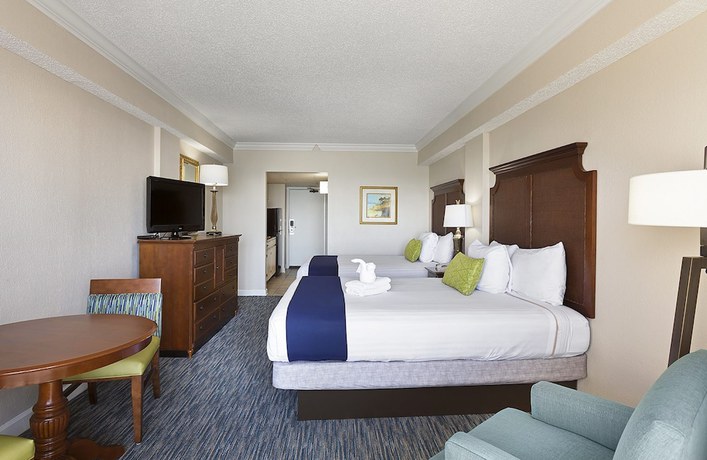 Imagen de la habitación del Hotel Sea Crest Oceanfront Resort. Foto 2