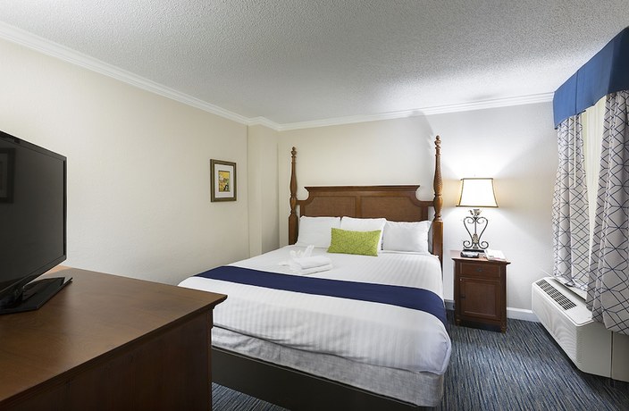 Imagen de la habitación del Hotel Sea Crest Oceanfront Resort. Foto 9