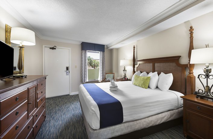 Imagen de la habitación del Hotel Sea Crest Oceanfront Resort. Foto 13