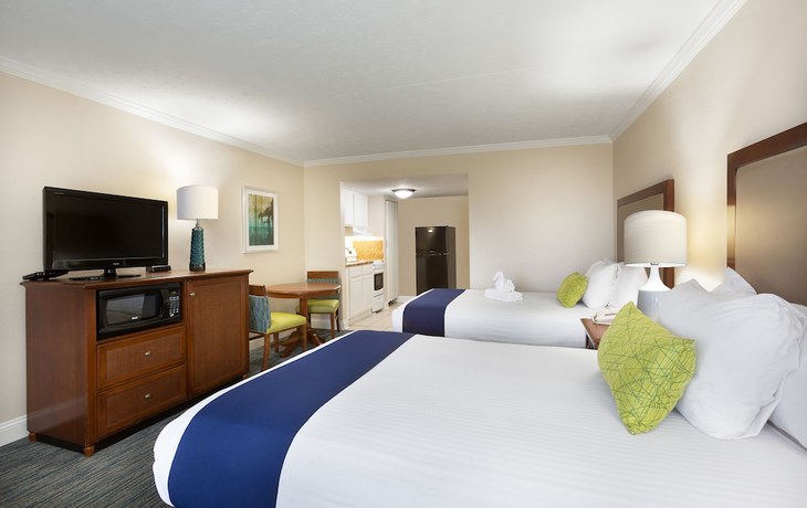 Imagen de la habitación del Hotel Sea Crest Oceanfront Resort. Foto 19