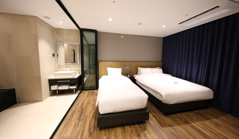 Imagen de la habitación del Hotel Sea Cruise. Foto 15